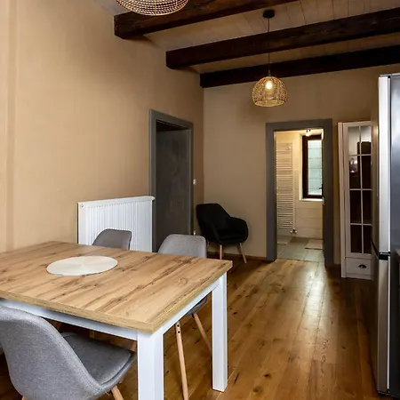 Chlum 5 Apartamento