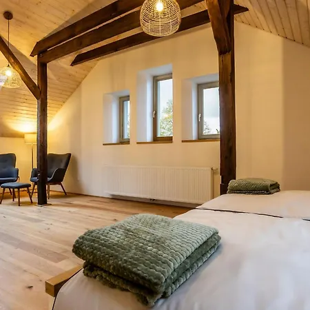 Chlum 5 Apartamento