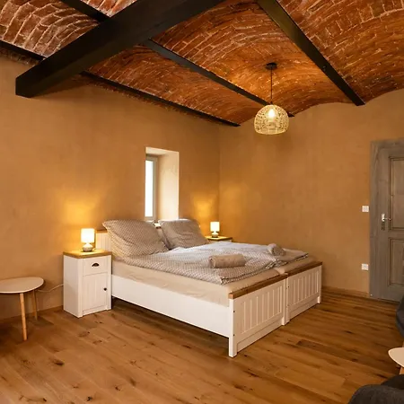 Chlum 5 Appartement *